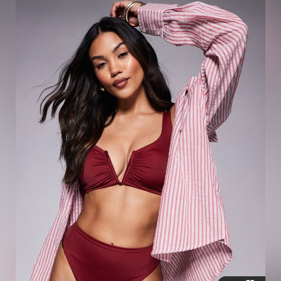 ASOS DESIGN Fuller Bust Maya Supportive V Wire Cropped Bikini Top Size 34 G/H - Picture 1 of 9